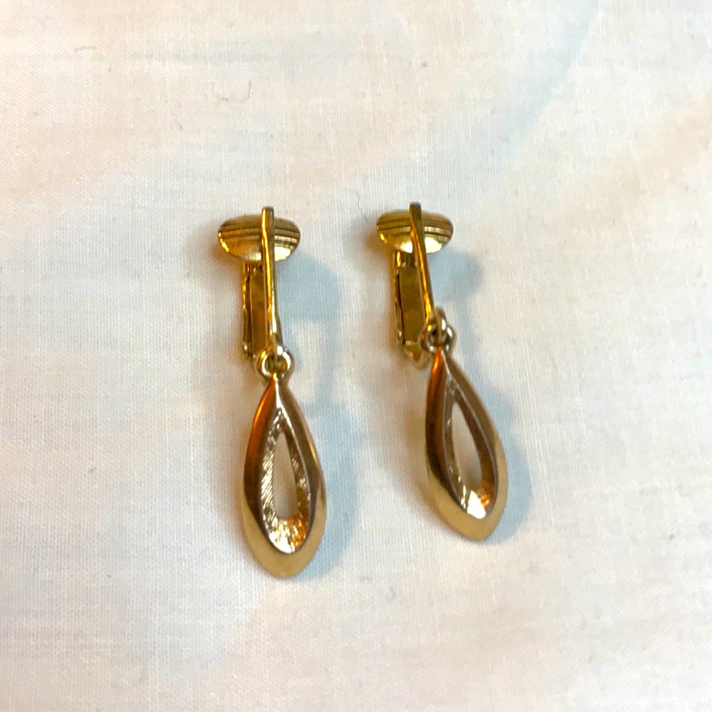 Small Gold Tint Teardrop Clip Earrings